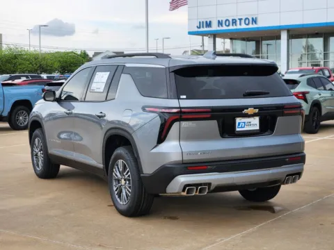 More photos of 2026 Chevrolet Traverse LT at Jim Norton Chevrolet, OK