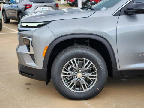 More photos of 2026 Chevrolet Traverse LT at Jim Norton Chevrolet, OK