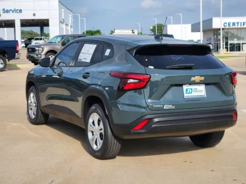 More photos of 2026 Chevrolet Trax LS at Jim Norton Chevrolet, OK
