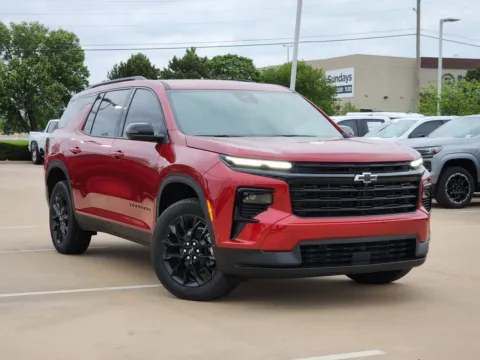 Red 2026 Chevrolet Traverse LT for sale in Broken Arrow, OK