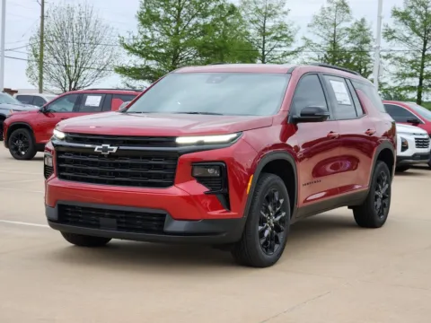 Photos of 2026 Chevrolet Traverse LT for sale in Broken Arrow, OK at Jim Norton Chevrolet