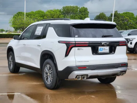 More photos of 2026 Chevrolet Traverse LT at Jim Norton Chevrolet, OK