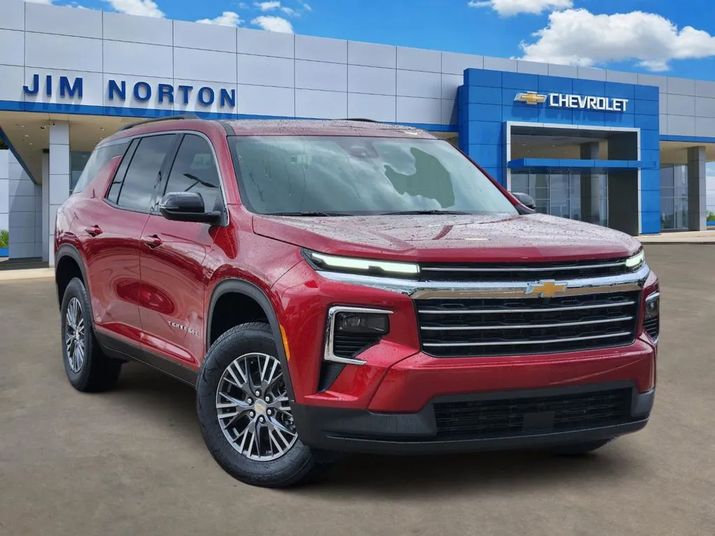 Red 2026 Chevrolet Traverse LT for sale in Broken Arrow, OK