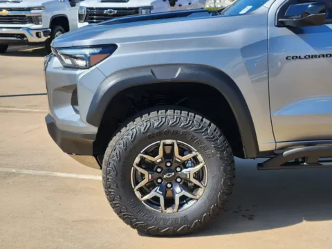 More photos of 2026 Chevrolet Colorado ZR2 at Jim Norton Chevrolet, OK