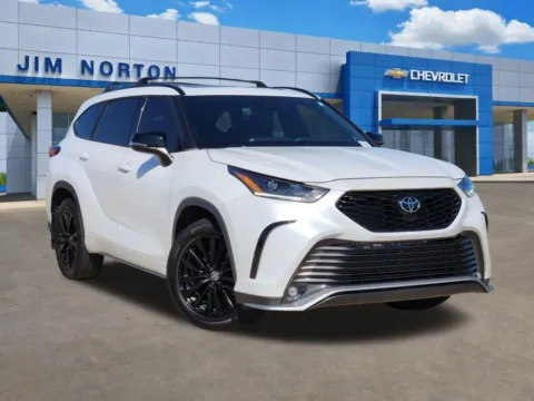 White 2023 Toyota Highlander XSE for sale in Broken Arrow, OK