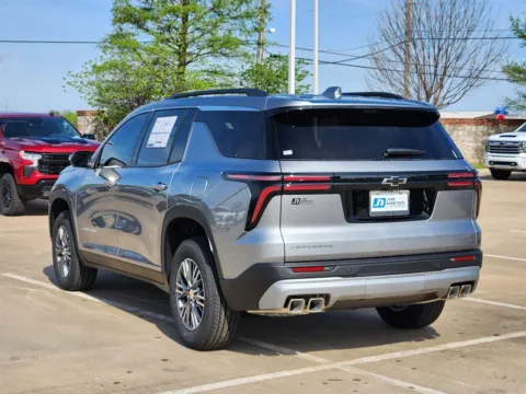 More photos of 2026 Chevrolet Traverse LT at Jim Norton Chevrolet, OK