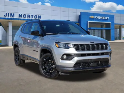 Silver 2024 Jeep Compass Latitude for sale in Broken Arrow, OK