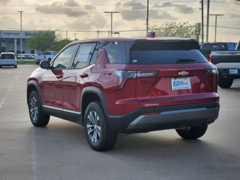 More photos of 2026 Chevrolet Equinox LT at Jim Norton Chevrolet, OK