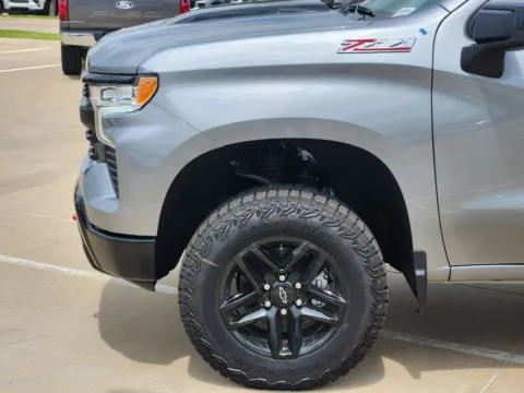 More photos of 2026 Chevrolet Silverado 1500 LT Trail Boss at Jim Norton Chevrolet, OK