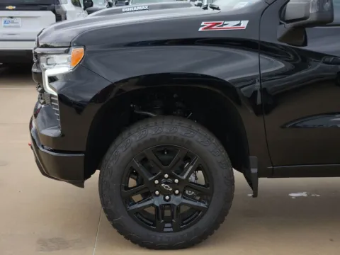 More photos of 2026 Chevrolet Silverado 1500 LT Trail Boss at Jim Norton Chevrolet, OK