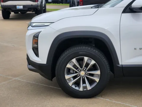 More photos of 2026 Chevrolet Equinox LT at Jim Norton Chevrolet, OK