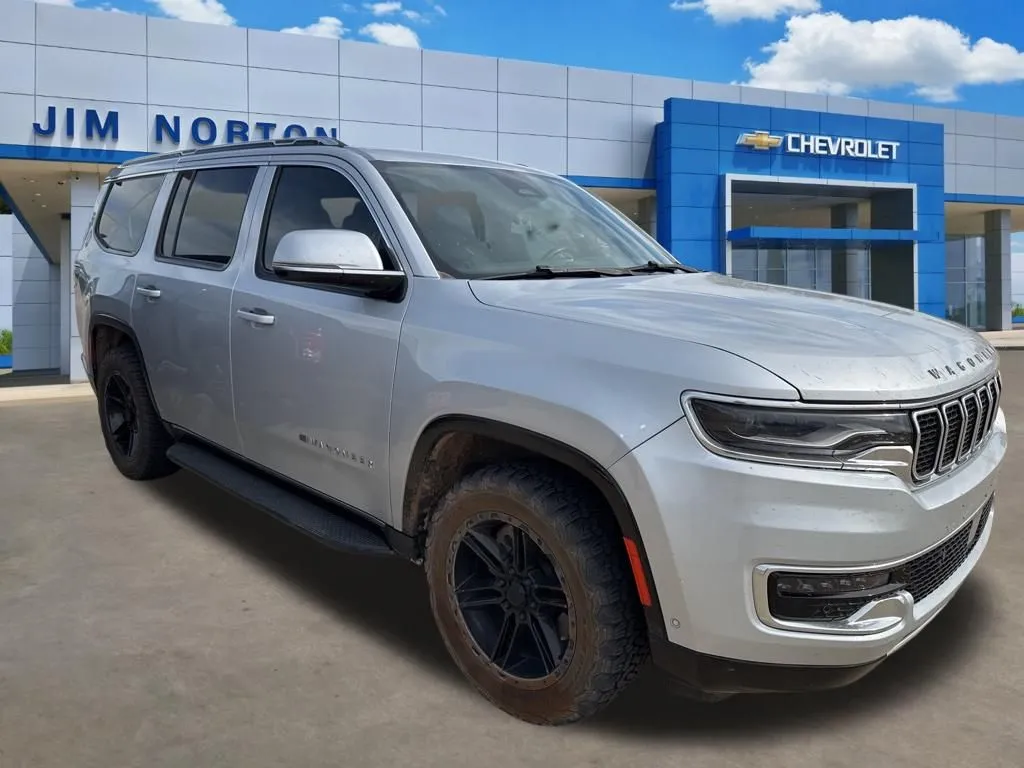 Silver 2022 Jeep Wagoneer Series II for sale in Broken Arrow, OK