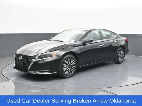 More photos of 2024 Nissan Altima 2.5 SV at Jim Norton Chevrolet, OK
