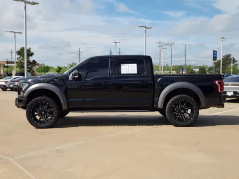 More photos of 2018 Ford F-150 Raptor at Jim Norton Chevrolet, OK