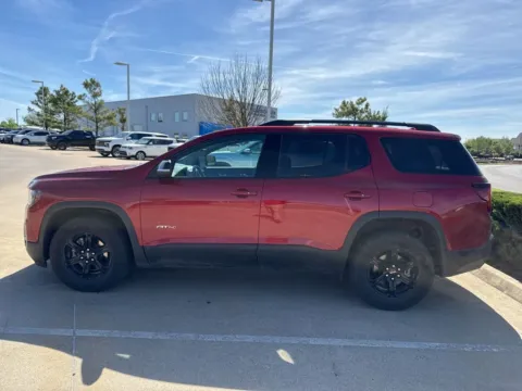 More photos of 2022 GMC Acadia AT4 at Jim Norton Chevrolet, OK