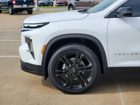 More photos of 2026 Chevrolet Traverse LT at Jim Norton Chevrolet, OK