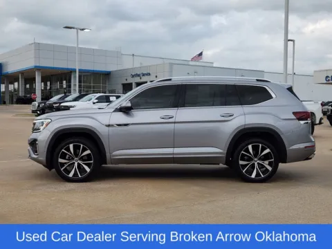 More photos of 2024 Volkswagen Atlas 2.0T SEL Premium R-Line at Jim Norton Chevrolet, OK