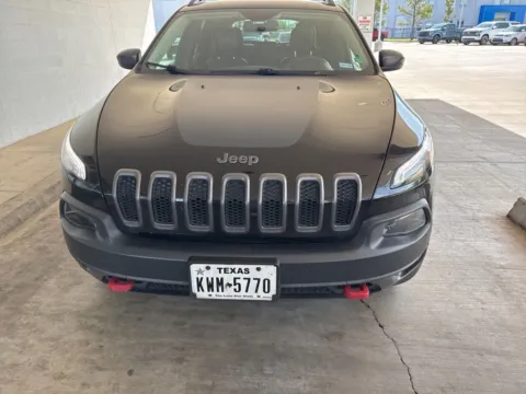 Photos of 2017 Jeep Cherokee Trailhawk for sale in Broken Arrow, OK at Jim Norton Chevrolet