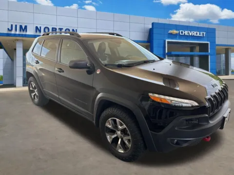 Black 2017 Jeep Cherokee Trailhawk for sale in Broken Arrow, OK