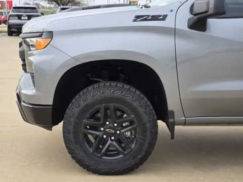 More photos of 2026 Chevrolet Silverado 1500 Custom Trail Boss at Jim Norton Chevrolet, OK