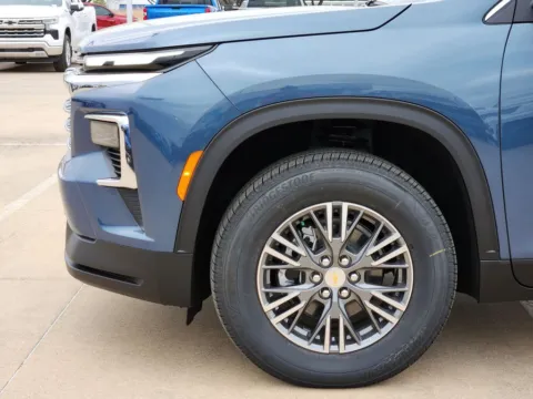 More photos of 2026 Chevrolet Traverse LT at Jim Norton Chevrolet, OK