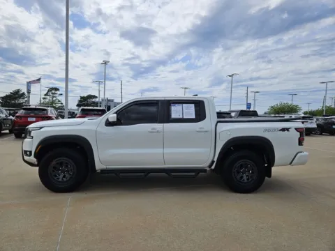 More photos of 2026 Nissan Frontier PRO-4X at Jim Norton Chevrolet, OK