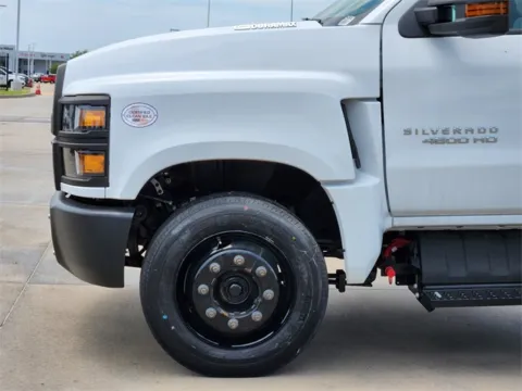 More photos of 2024 Chevrolet Silverado 4500HD Work Truck at Jim Norton Chevrolet, OK