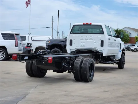More photos of 2024 Chevrolet Silverado 4500HD Work Truck at Jim Norton Chevrolet, OK
