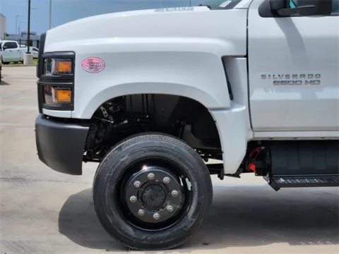 More photos of 2024 Chevrolet Silverado 4500HD Work Truck at Jim Norton Chevrolet, OK