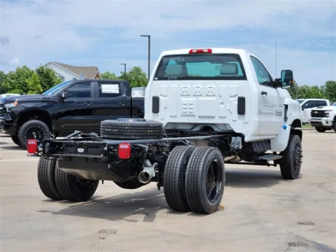 More photos of 2024 Chevrolet Silverado 4500HD Work Truck at Jim Norton Chevrolet, OK