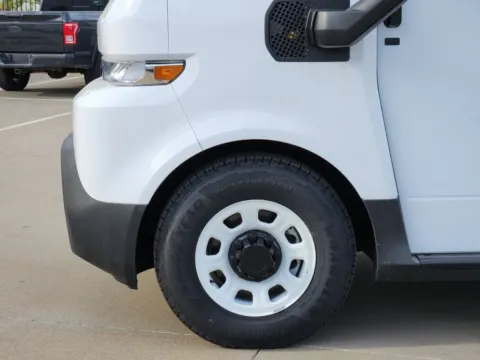 More photos of 2025 Chevrolet BrightDrop 400 at Jim Norton Chevrolet, OK