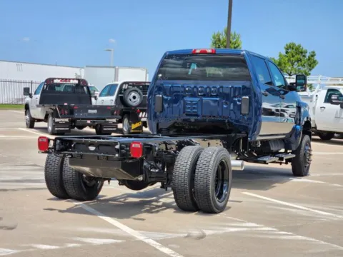 More photos of 2023 Chevrolet Silverado 6500HD at Jim Norton Chevrolet, OK