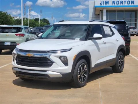 Photos of 2025 Chevrolet TrailBlazer LT for sale in Broken Arrow, OK at Jim Norton Chevrolet