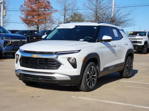 Photos of 2026 Chevrolet TrailBlazer LT for sale in Broken Arrow, OK at Jim Norton Chevrolet
