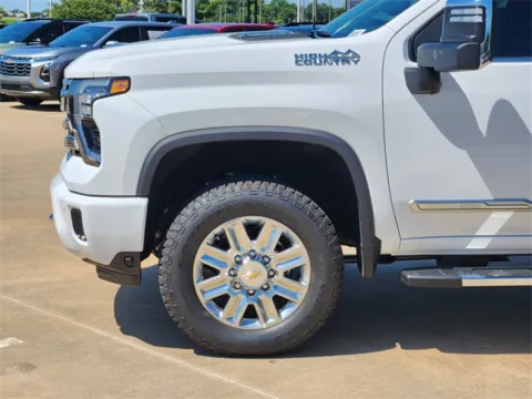 More photos of 2025 Chevrolet Silverado 2500HD High Country at Jim Norton Chevrolet, OK