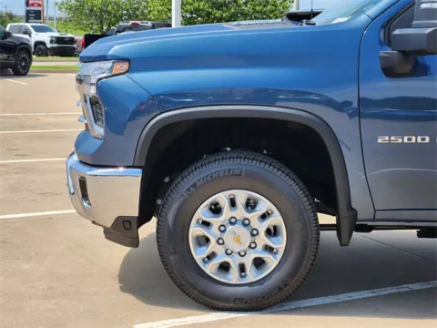 More photos of 2025 Chevrolet Silverado 2500HD LTZ at Jim Norton Chevrolet, OK