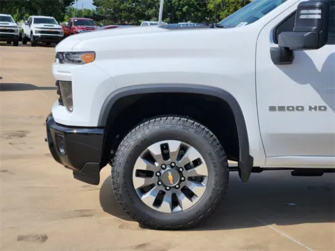 More photos of 2025 Chevrolet Silverado 2500HD Custom at Jim Norton Chevrolet, OK
