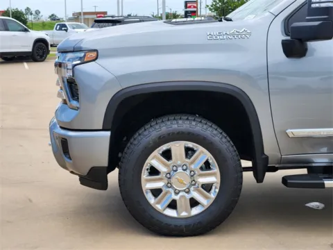 More photos of 2025 Chevrolet Silverado 2500HD High Country at Jim Norton Chevrolet, OK