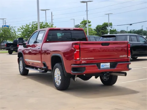 More photos of 2025 Chevrolet Silverado 3500HD High Country at Jim Norton Chevrolet, OK