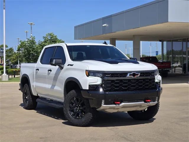 White 2024 Chevrolet Silverado 1500 ZR2 for sale in Broken Arrow, OK