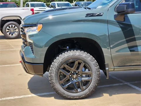 More photos of 2025 Chevrolet Silverado 1500 LT Trail Boss at Jim Norton Chevrolet, OK