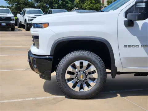 More photos of 2025 Chevrolet Silverado 2500HD Custom at Jim Norton Chevrolet, OK