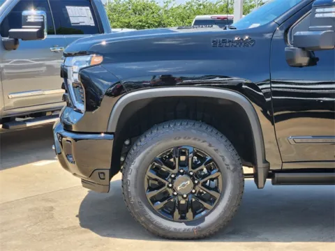 More photos of 2025 Chevrolet Silverado 2500HD High Country at Jim Norton Chevrolet, OK