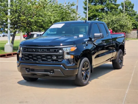 Photos of 2025 Chevrolet Silverado 1500 Custom for sale in Broken Arrow, OK at Jim Norton Chevrolet
