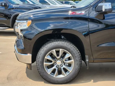 More photos of 2025 Chevrolet Silverado 1500 LT at Jim Norton Chevrolet, OK