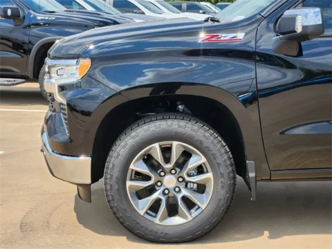 More photos of 2025 Chevrolet Silverado 1500 LT at Jim Norton Chevrolet, OK