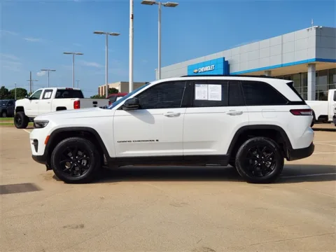 More photos of 2024 Jeep Grand Cherokee Altitude at Jim Norton Chevrolet, OK