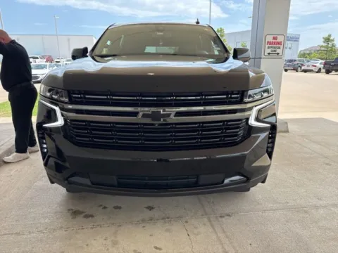 Photos of 2022 Chevrolet Suburban RST for sale in Broken Arrow, OK at Jim Norton Chevrolet