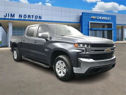 Gray 2020 Chevrolet Silverado 1500 LT for sale in Broken Arrow, OK