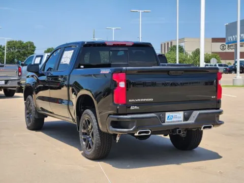 More photos of 2025 Chevrolet Silverado 1500 LT Trail Boss at Jim Norton Chevrolet, OK